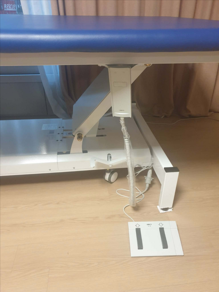 전동 의료용 침대 보바스 테이블 이미지