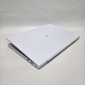 엘지 중고 노트북 i5 그램16 화이트 gram/WQXGA/1190g 이미지