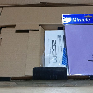 Zoom R24멀티 트랙 레코더 이미지