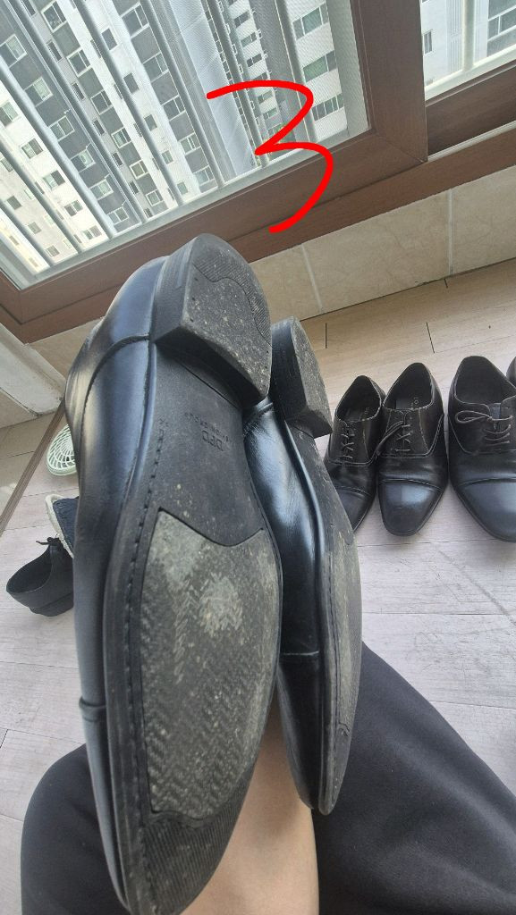 소다 남성정장 구두 4켤레 이미지