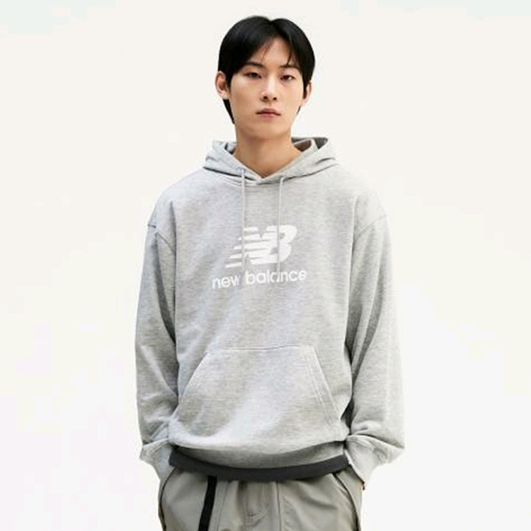 뉴발란스 후드티 이미지