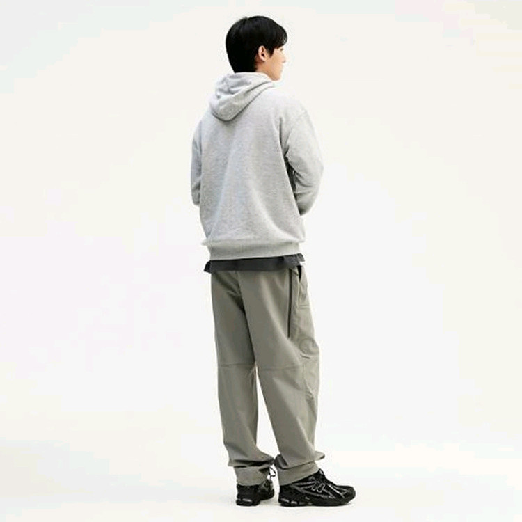뉴발란스 후드티 이미지