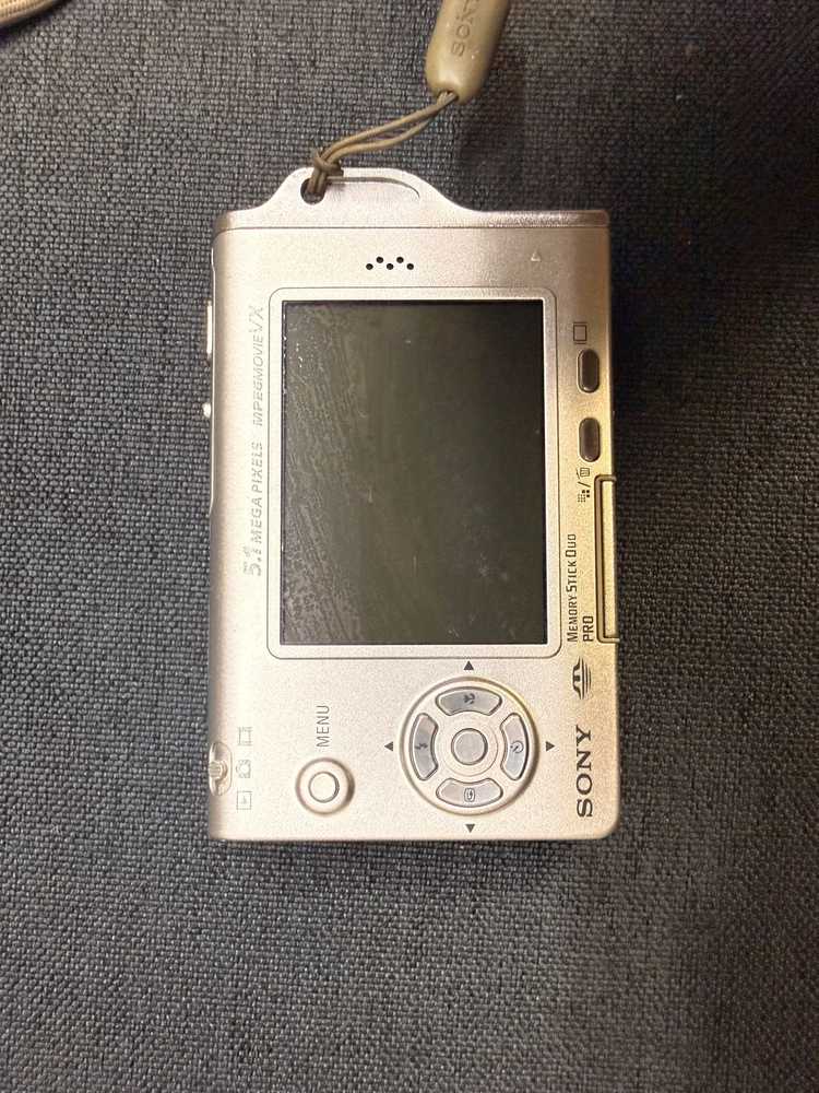 빈티지 똑딱이 디카 소니 사이버샷 DSC-T7 이미지