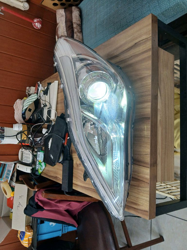 그랜저 hg hid타입 라이트 운전석 판매합니다. 이미지