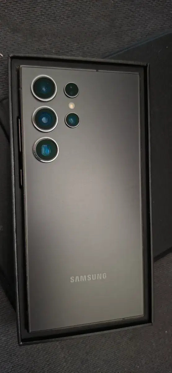 갤럭시 s24 울트라 512Gb 판매합니다. 이미지
