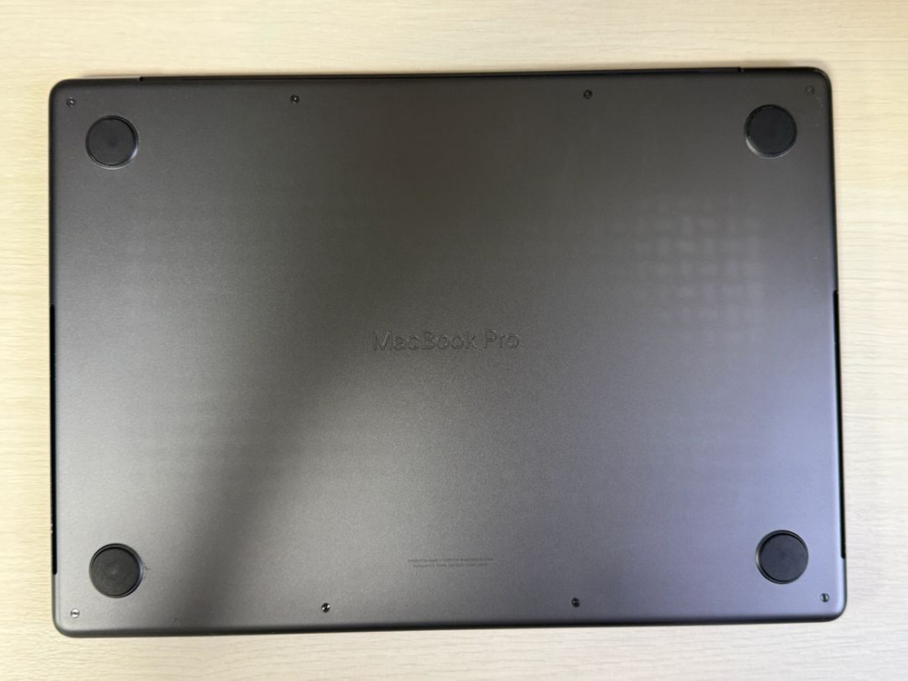 MacBook Pro M4 14인치 (2024) 이미지