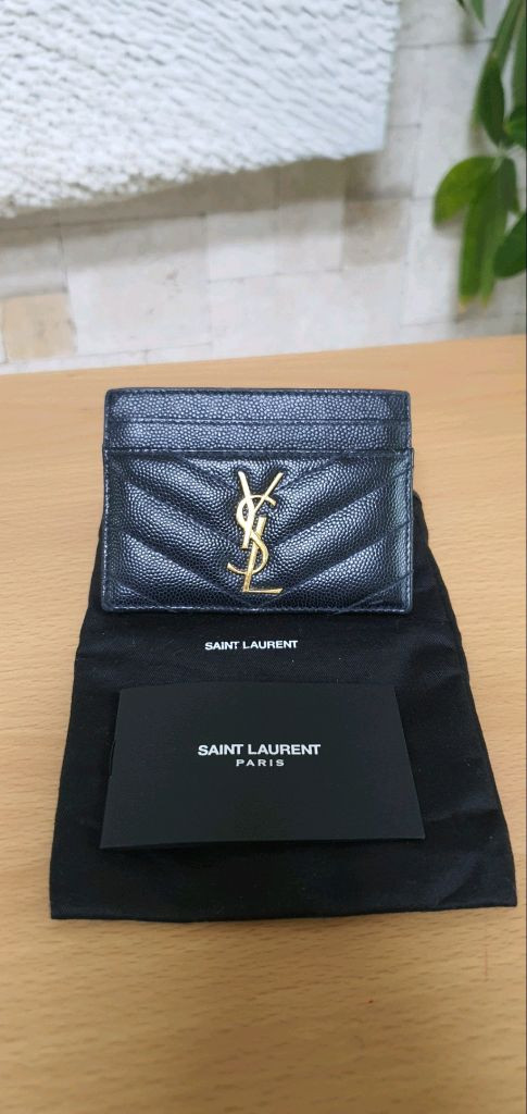 입생로랑 생로랑 카드지갑 금장 정품A급(감정O)구찌프라다루이비통디올고야드샤넬셀린느보테가버버리발렌시아가가방 이미지