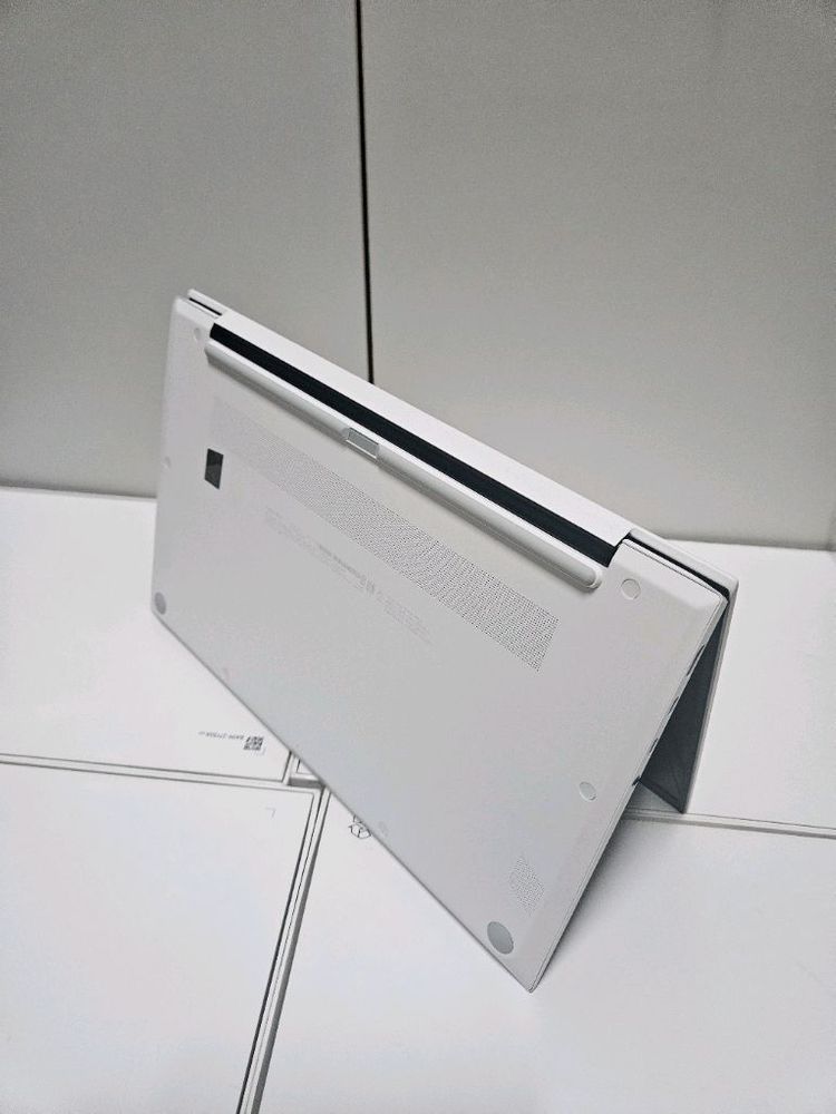 26년제조)LG그램 노트북 15인치 15Z90T U5/램16/SSD256 이미지