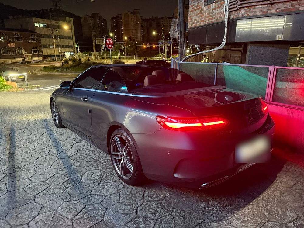 벤츠 w213 E220d 카브리올레 20년 10월식 이미지