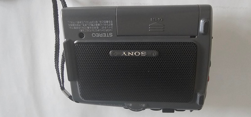 SONY TCS-60 워크맨 작동품 이미지