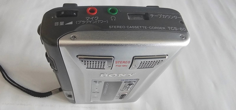 SONY TCS-60 워크맨 작동품 이미지