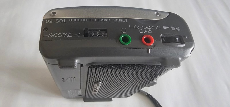 SONY TCS-60 워크맨 작동품 이미지