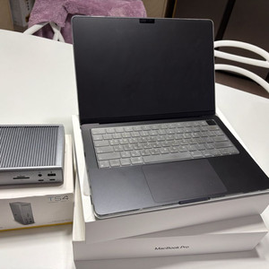 Macbook Pro M3 14인치 & 칼디짓 TS4 일괄 이미지