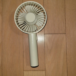 휴대용 선풍기입니다 이미지