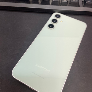 갤럭시S23FE 민트 256GB 무잔상 상태좋은 중고32만5천팝니다 이미지