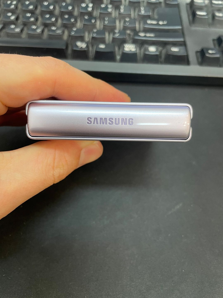 갤럭시Z플립3 라벤더 256GB 무잔상 가성비좋은 중고11만6천팝니다 이미지