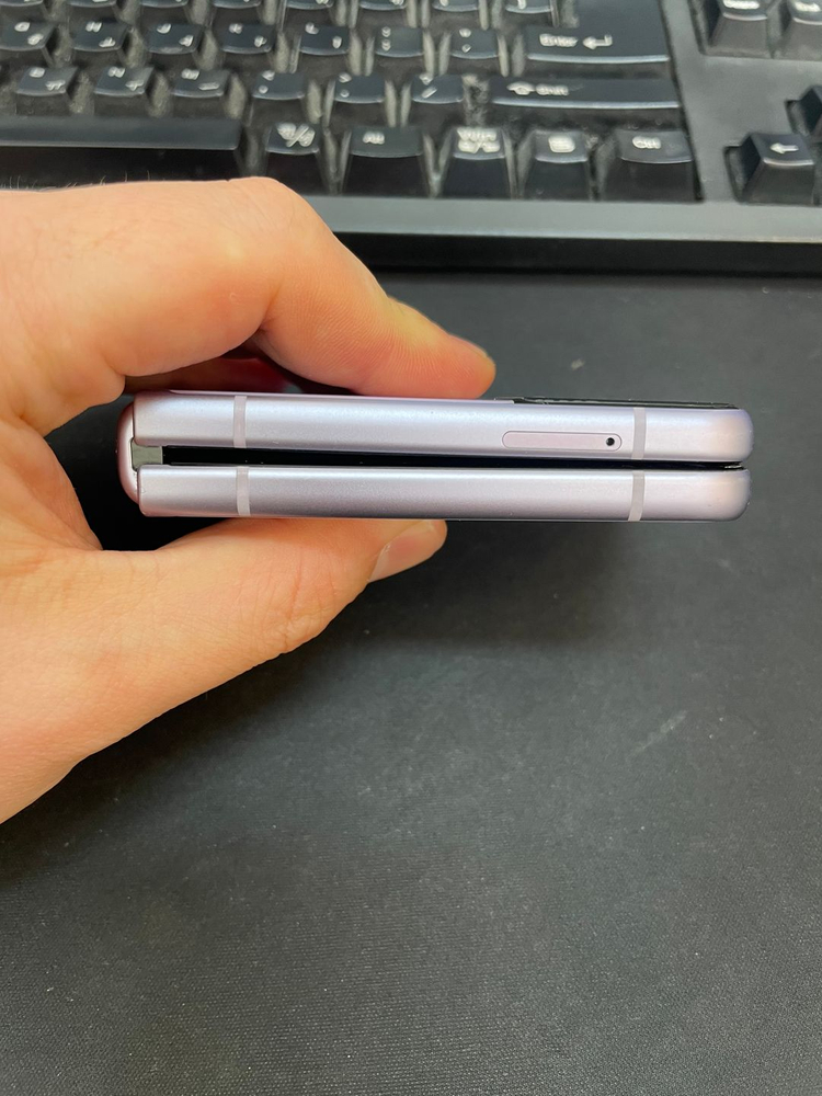 갤럭시Z플립3 라벤더 256GB 무잔상 가성비좋은 중고11만6천팝니다 이미지