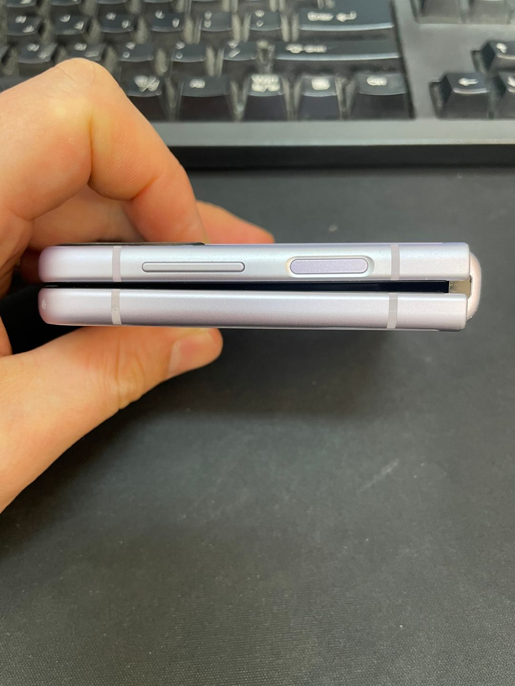 갤럭시Z플립3 라벤더 256GB 무잔상 가성비좋은 중고11만6천팝니다 이미지