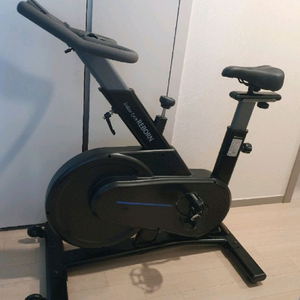 스피닝 헬스 고급 실내자전거 리본스핀바이크 Q200x 팝니다 이미지