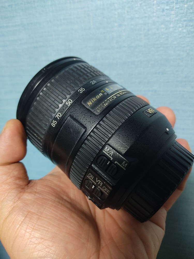 니콘 AF-S DX 16-85mm F3.5-5.6G ED VR 이미지