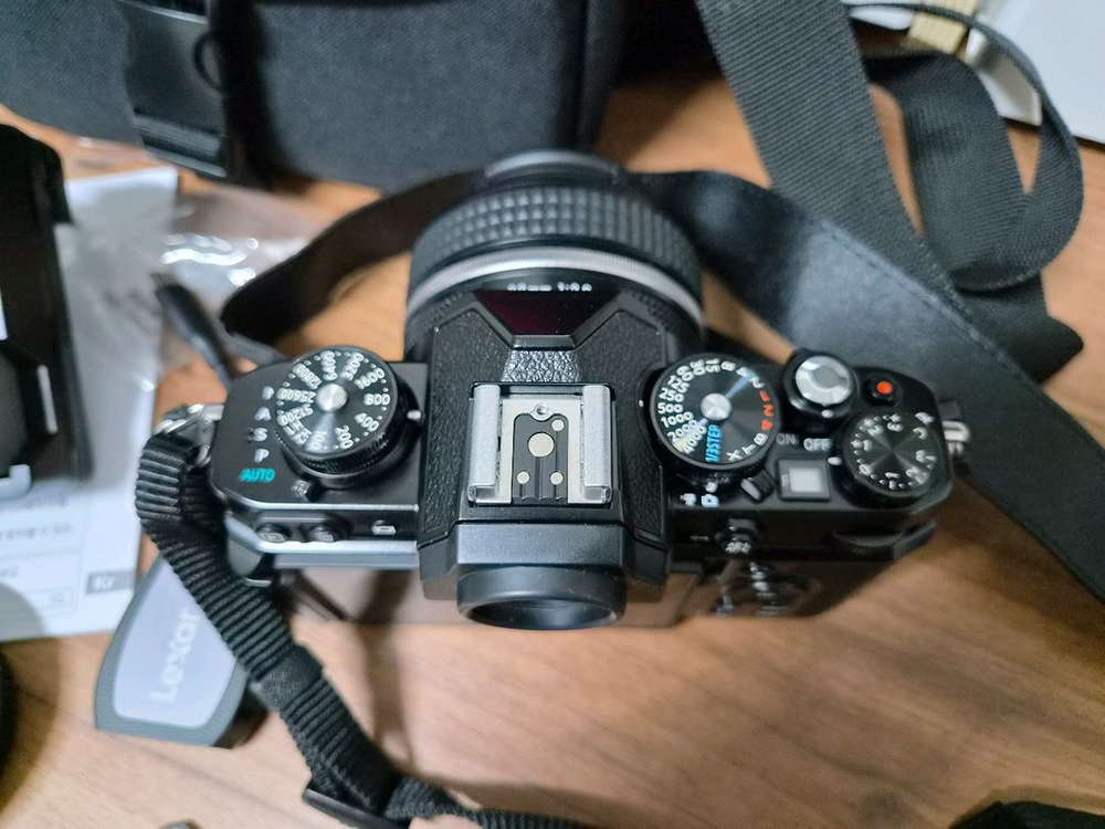 니콘 Zfc 블랙 28mm 2.8 Kit 판매합니다. 이미지