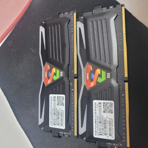 32기가 게일 ddr4 3200mhz CL22 16기가 램2개 이미지