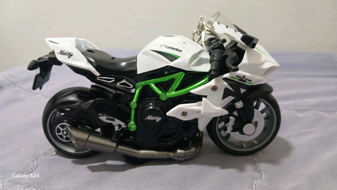 가와사키(Kawasaki)의 슈퍼바이크 모델인 닌자(Ninja) H2R을 재현한 오토바이 다이캐스트(키링)모델명: 이미지