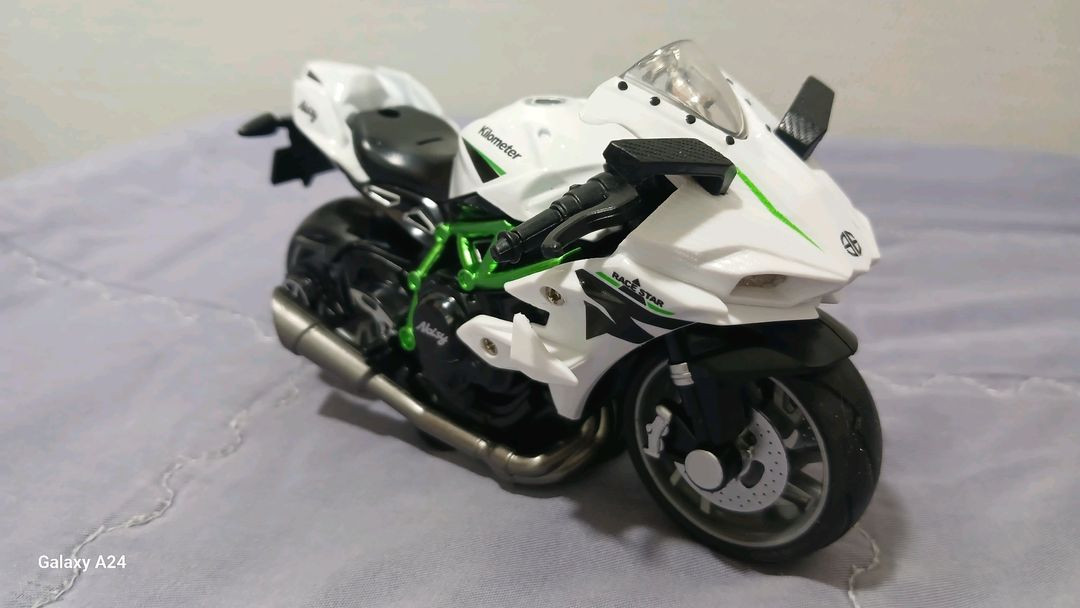 가와사키(Kawasaki)의 슈퍼바이크 모델인 닌자(Ninja) H2R을 재현한 오토바이 다이캐스트(키링)모델명: 이미지