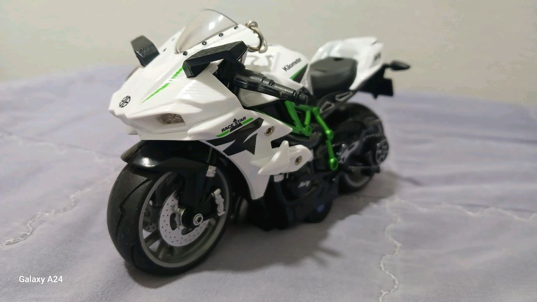 가와사키(Kawasaki)의 슈퍼바이크 모델인 닌자(Ninja) H2R을 재현한 오토바이 다이캐스트(키링)모델명: 이미지