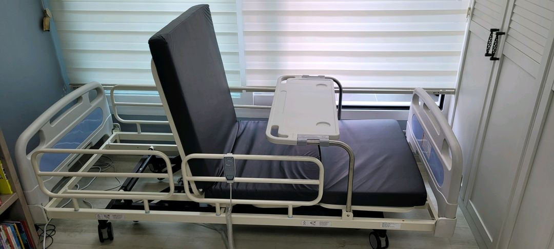 전동3모터 환자용침대 병원침대 의료침대 이미지