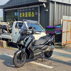 야마하 XMAX300 이미지