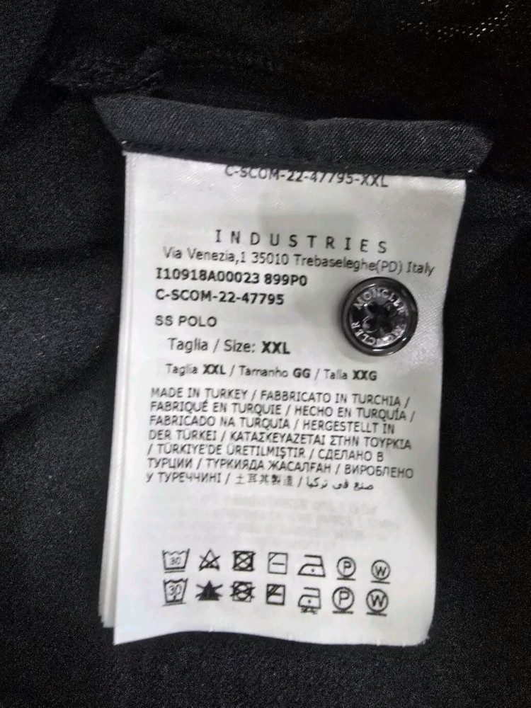 [S급] 몽클레르 몽클레어 반팔 카라티 블랙 XXL (QR 정품인증 가능)판매합니다 이미지