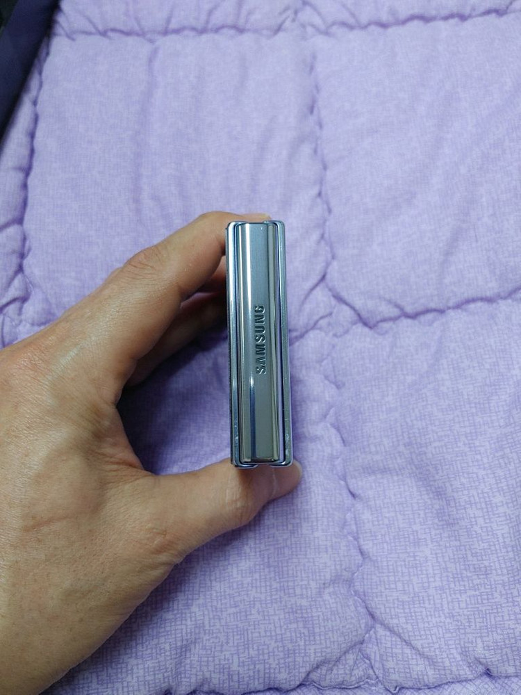S급 ㅡ 갤럭시 Z플립4 512GB ㅡ 새케이스 이미지