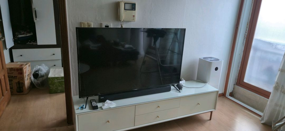 클라인즈 55인치 4K UHD TV(거의 새상품)+ 스피커 포함 이미지