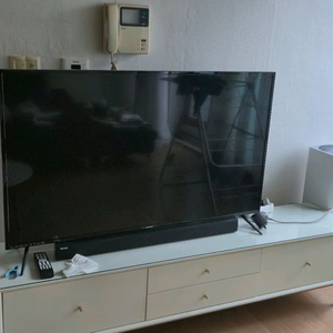 클라인즈 55인치 4K UHD TV(거의 새상품)+ 스피커 포함 이미지