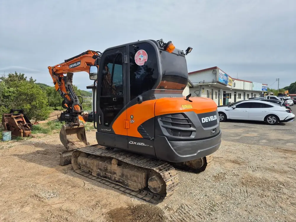 두산 02굴삭기 DX55MT-5L 2021년식 5700시간 회링,집게 장착 장비~! 이미지