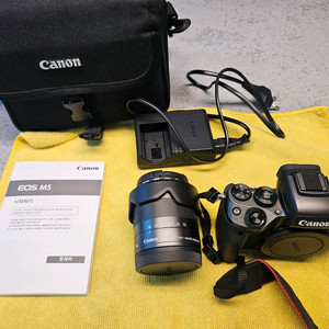 캐논 EOS M5 +18-55 렌즈 판매합니다. 이미지