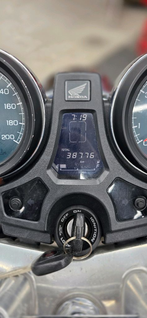 혼다 cb1100ex 15년식 요시무라숏관풀배기 이미지