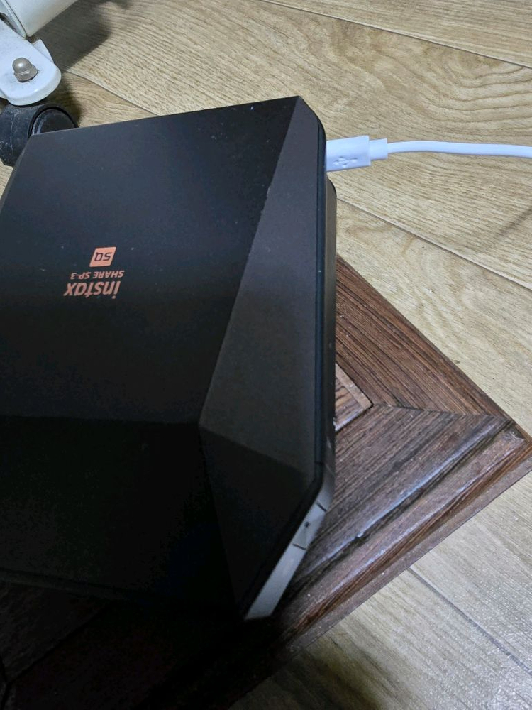 인스탁스 휴대폰 즉석 사진인화기 이미지