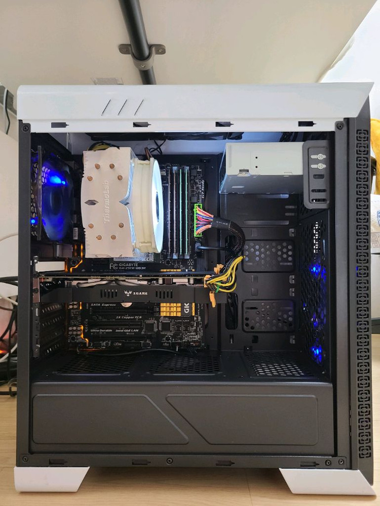 i7-4790k 중고조립 컴퓨터 본체 이미지