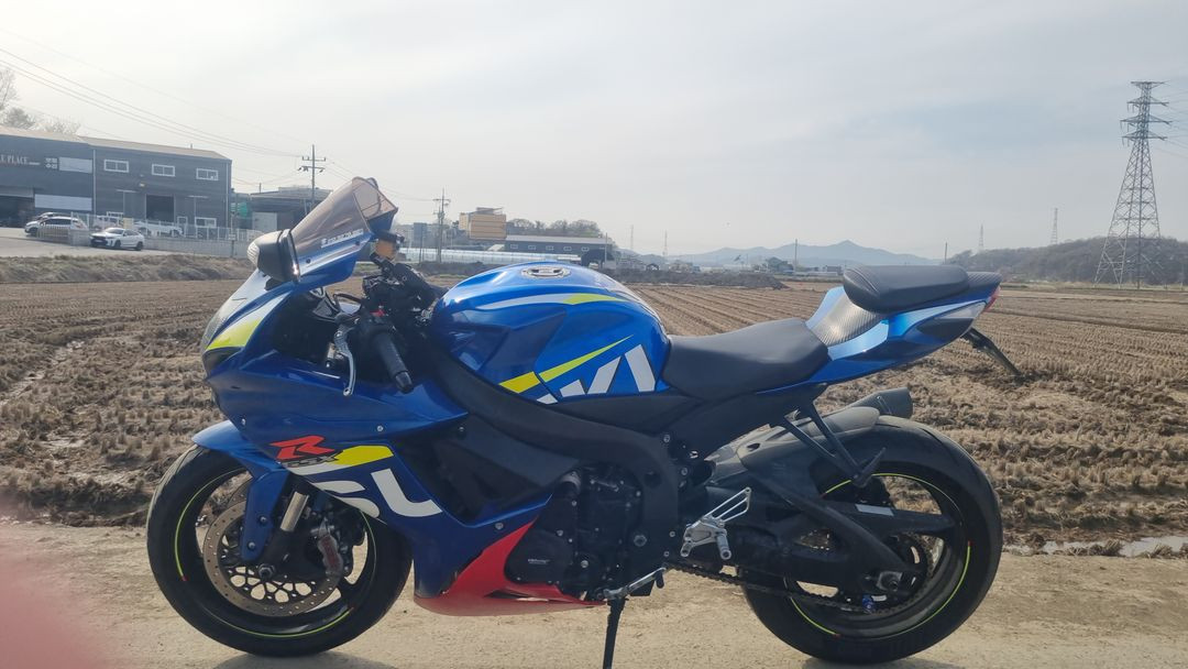 스즈키 gsxr600 16년식/56@@@키로수/m4풀배기구변완/풀튜닝/ 이미지