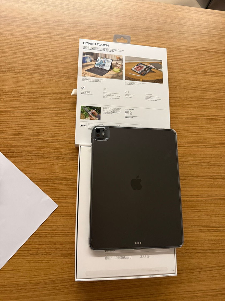 아이패드 프로 13인치 M5 1TB 셀룰러 나노텍스쳐 스페이스그레이 이미지