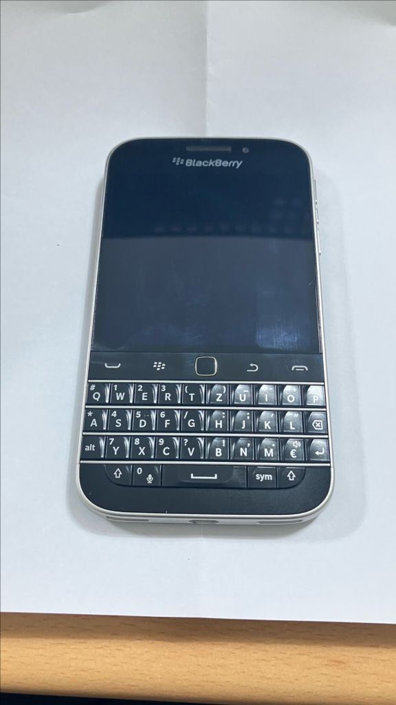 블랙베리 클래식 q20 100-1 16gb 이미지