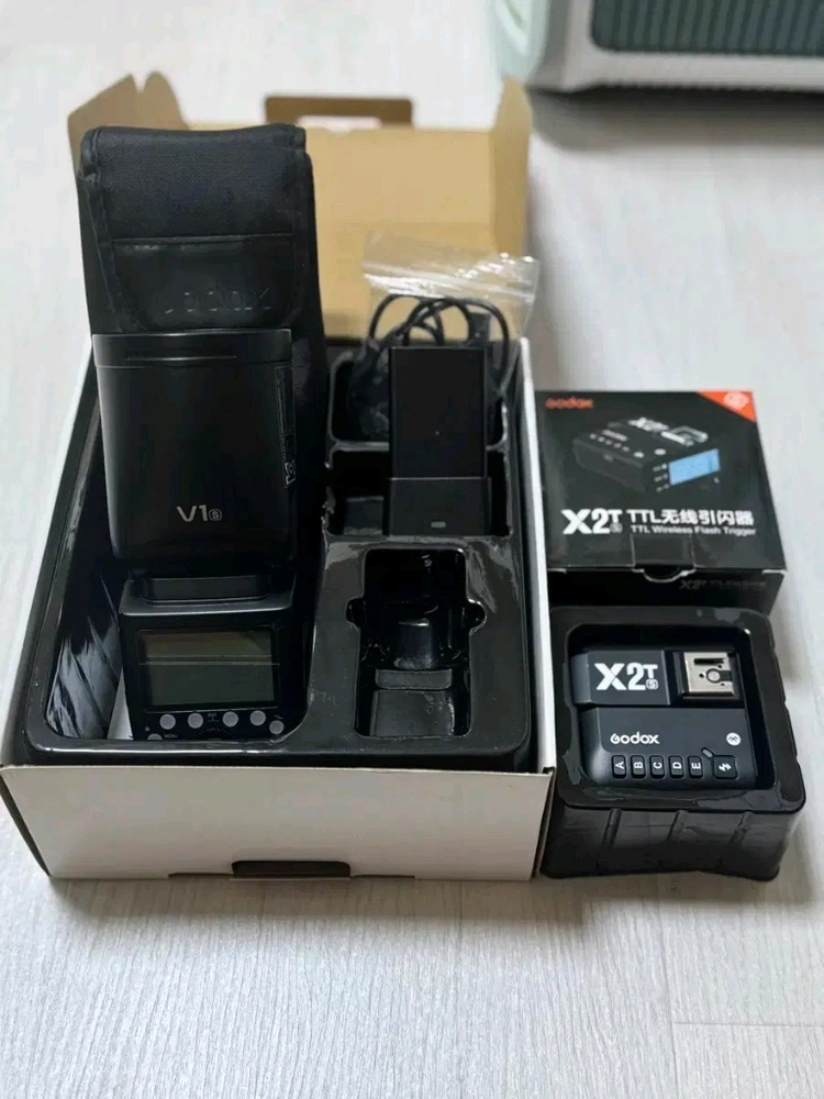 소니 A7r3 2470gm 고독스 v1s 동조기 이미지
