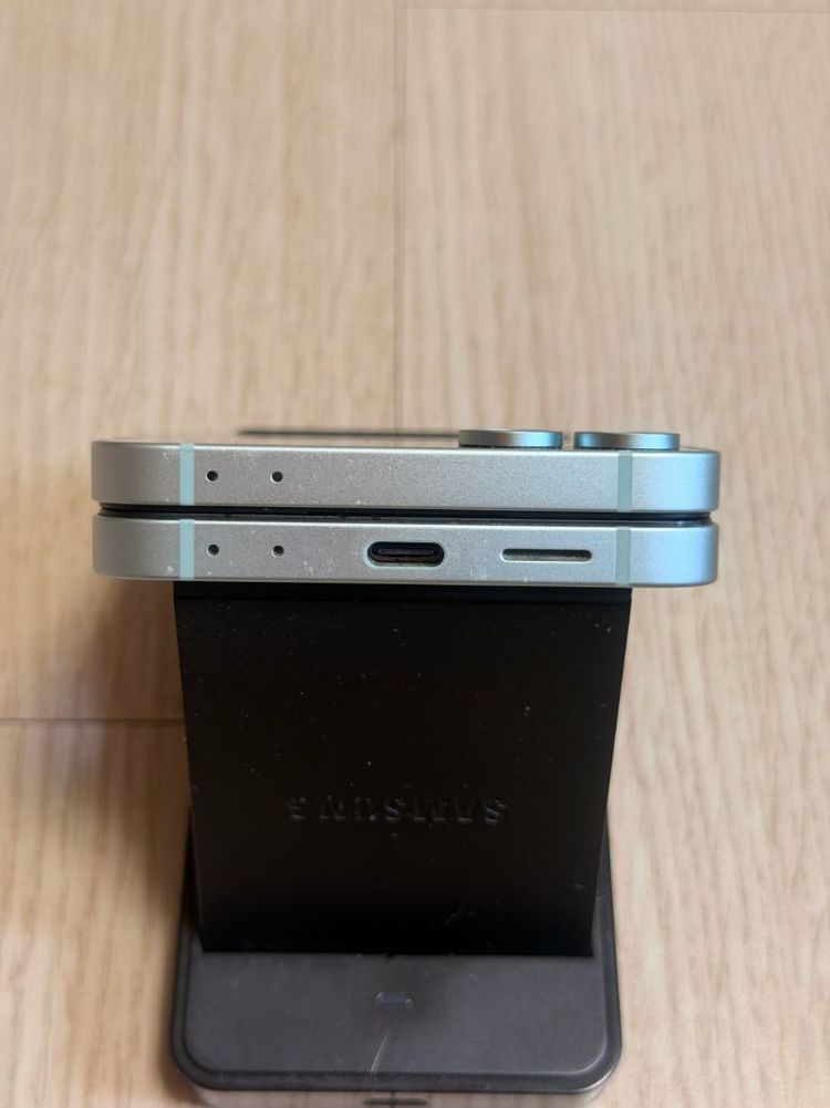 F741 갤럭시Z플립6 민트 256GB 이미지
