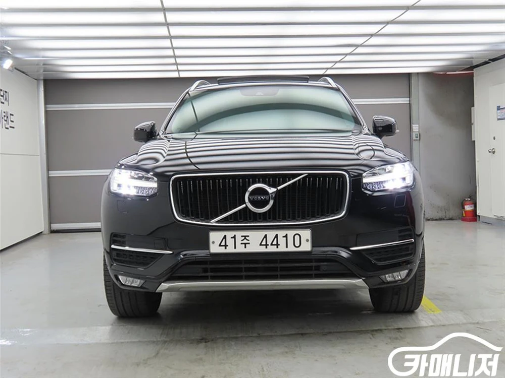 [볼보]XC90 2세대 2.0 D5 AWD 모멘텀 이미지