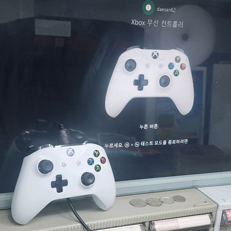 XBOX ONE 3세대 유선 개조 패드 화이트 & PC용 (대량 보유 / 단자 보강) 이미지