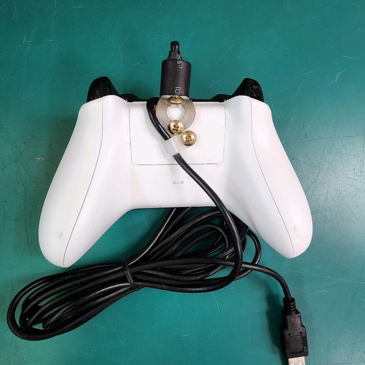 XBOX ONE 3세대 유선 개조 패드 화이트 & PC용 (대량 보유 / 단자 보강) 이미지
