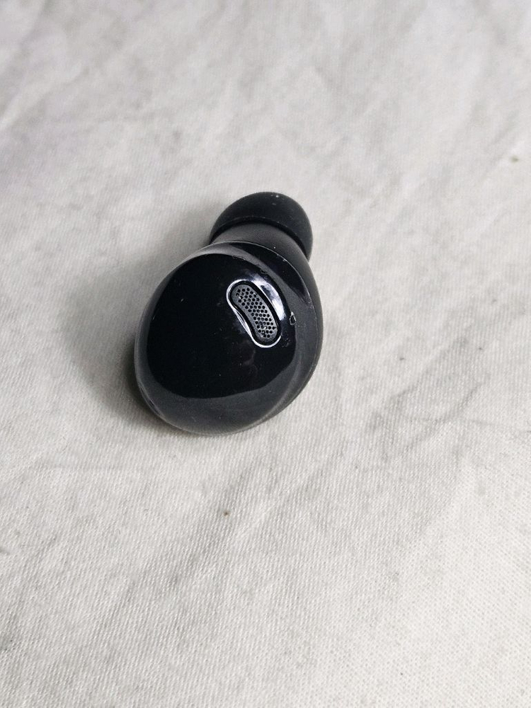 갤럭시 버즈프로 팬텀블랙 오른쪽 SM-R190 이미지