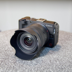 캐논 eos r50v + 14-30mm 번들셋(박풀)